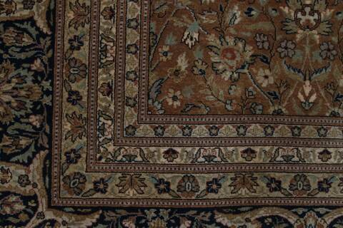 Ferahan Brown Hand Knotted 81 X 102 Area Rug 254-155703 Image 4