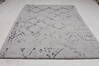 Modern Grey Hand Knotted 62 X 92 Area Rug 254-155708 Thumb 6
