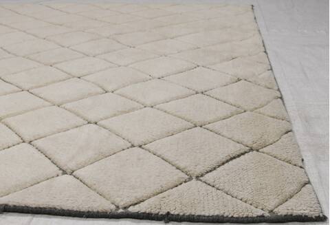 Modern White Hand Knotted 62 X 90 Area Rug 254-155709 Image 3