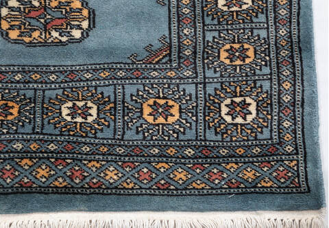 Bokhara Grey Runner Hand Knotted 27 X 910 Area Rug 700-155805 Image 4