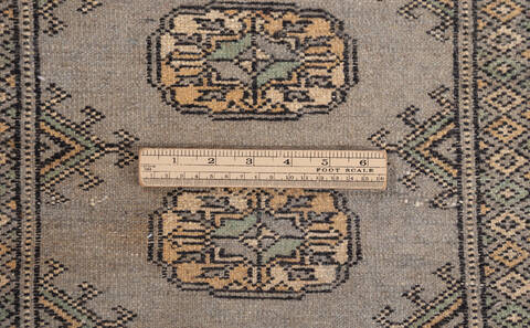Bokhara Grey Runner Hand Knotted 27 X 910 Area Rug 700-155810 Image 7