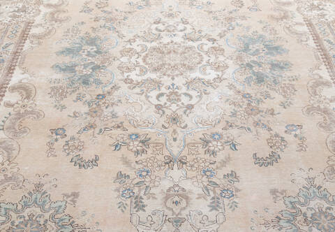 Overdyed Beige Hand Knotted 80 X 1011 Area Rug 700-155823 Image 3