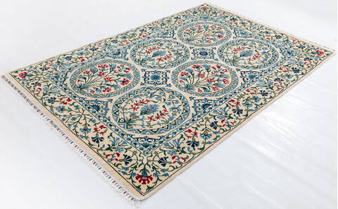 Chobi White Hand Knotted 61 X 90 Area Rug 700-155826 Image 2