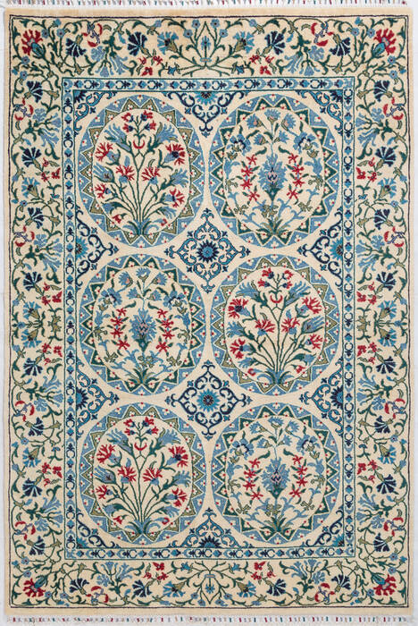 Chobi White Hand Knotted 61 X 90 Area Rug 700-155826 Image 0