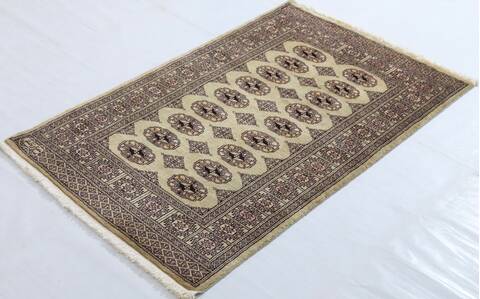 Bokhara Green Hand Knotted 33 X 51 Area Rug 700-156034 Image 2