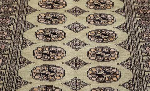 Bokhara Green Hand Knotted 33 X 51 Area Rug 700-156034 Image 4