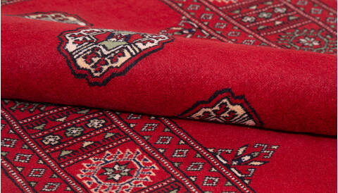 Bokhara Red Hand Knotted 31 X 55 Area Rug 700-156035 Image 7
