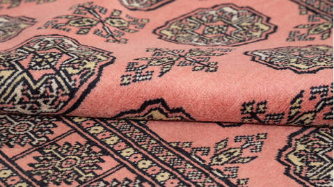 Bokhara Red Hand Knotted 30 X 50 Area Rug 700-156037 Image 7