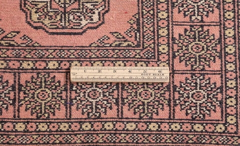 Bokhara Red Hand Knotted 30 X 50 Area Rug 700-156037 Image 8