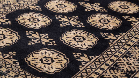 Bokhara Black Hand Knotted 31 X 51 Area Rug 700-156038 Image 3