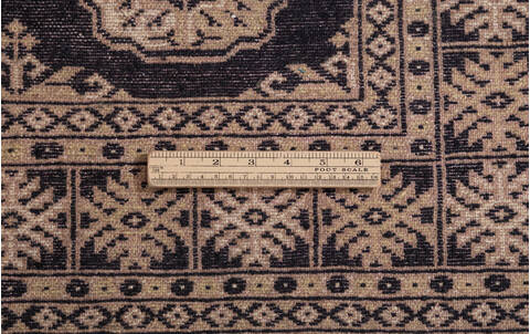 Bokhara Black Hand Knotted 31 X 51 Area Rug 700-156038 Image 8