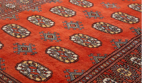 Bokhara Orange Hand Knotted 31 X 52 Area Rug 700-156043 Image 3