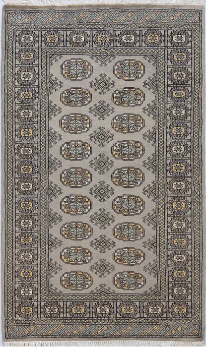 Bokhara Light Gray Hand Knotted 32 X 52 Area Rug 700-156046 Image 0
