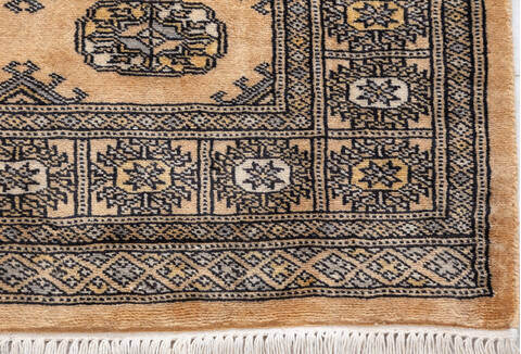 Bokhara Beige Hand Knotted 31 X 411  Area Rug 700-156047 Image 5