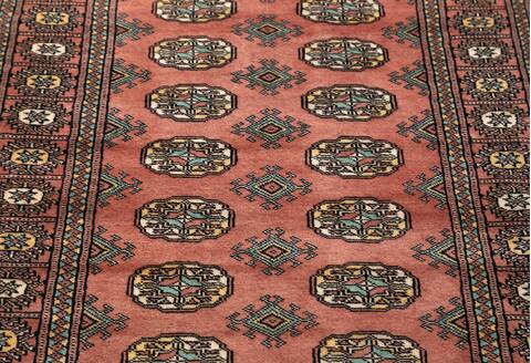 Bokhara Red Hand Knotted 31 X 54 Area Rug 700-156048 Image 3