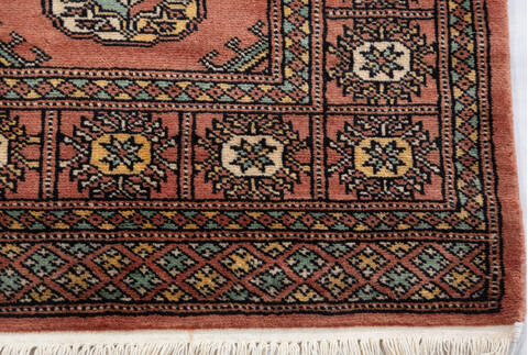 Bokhara Red Hand Knotted 31 X 54 Area Rug 700-156048 Image 4