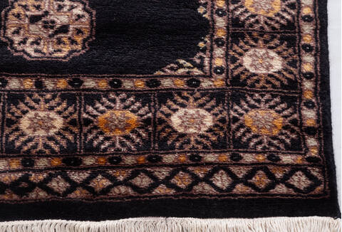 Bokhara Black Runner Hand Knotted 27 X 98 Area Rug 700-156051 Image 4
