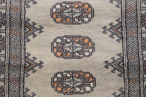 Bokhara Light Gray Runner Hand Knotted 27 X 99 Area Rug 700-156057 Image 6