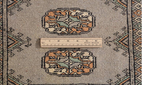 Bokhara Light Gray Runner Hand Knotted 27 X 99 Area Rug 700-156057 Image 8