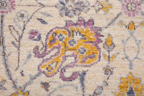 Chobi Beige Hand Knotted 80 X 101 Area Rug 700-156104 Image 6