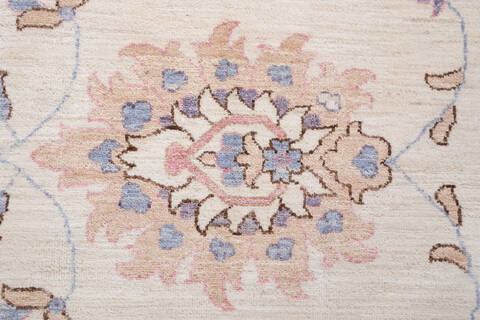 Chobi Beige Hand Knotted 100 X 131 Area Rug 700-156106 Image 6
