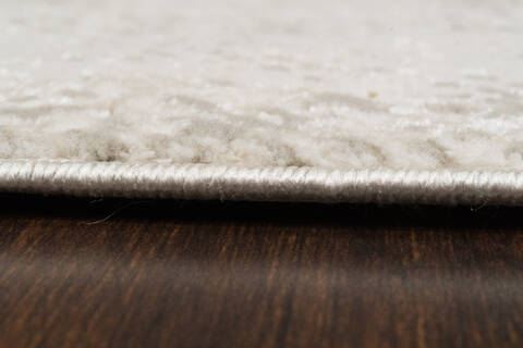 Dynamic PENTA Grey 53 X 77 Area Rug PN696324900 801-156514 Image 1