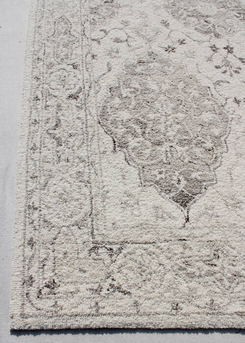 Dynamic LEGEND Beige 80 X 100 Area Rug LG8107487110 801-156650 Image 1