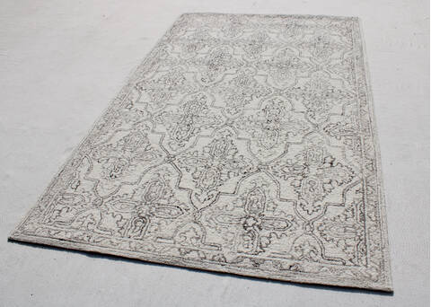 Dynamic LEGEND Beige 80 X 100 Area Rug LG8107488110 801-156652 Image 2