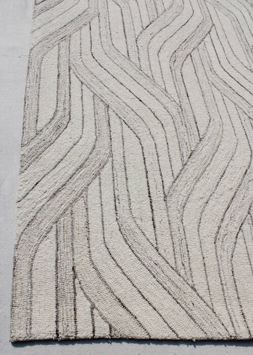 Dynamic LEGEND Beige 50 X 80 Area Rug LG587489110 801-156653 Image 1