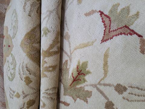 Agra Beige Hand Knotted 60 X 80  Area Rug 660-156702 Image 1