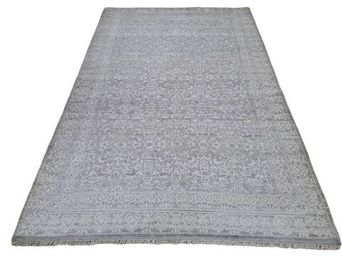 Bhadohi Grey Hand Knotted 56 X 80 Area Rug 660-156725 Image 0