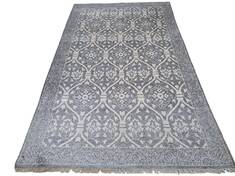 Indian Bhadohi Grey Rectangle 5x8 ft Bamboo Silk Carpet 156726
