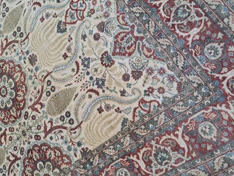 Heriz Cream Hand Knotted 80 X 100 Area Rug 660-156750 Image 1