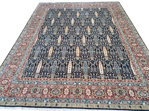 Heriz Blue Hand Knotted 80 X 100 Area Rug 660-156753 Image 0