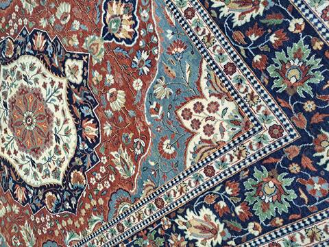 Heriz Red Hand Knotted 80 X 100 Area Rug 660-156756 Image 1