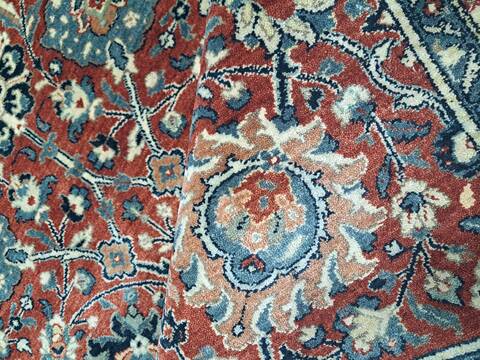 Heriz Red Hand Knotted 80 X 100  Area Rug 660-156758 Image 1