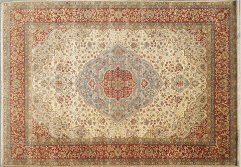 Heriz Beige Hand Knotted 90 X 120 Area Rug 660-156764 Image 2