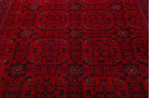 Khan Mohammadi Red Hand Knotted 66 X 100 Area Rug 700-156777 Image 5
