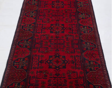 Khan Mohammadi Red Runner Hand Knotted 29 X 99 Area Rug 700-156782 Image 4