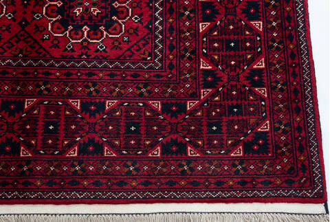 Khan Mohammadi Red Hand Knotted 64 X 93 Area Rug 700-157119 Image 4