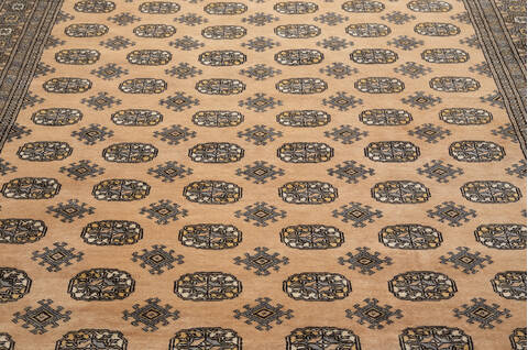 Bokhara Beige Hand Knotted 69 X 98  Area Rug 700-157720 Image 4
