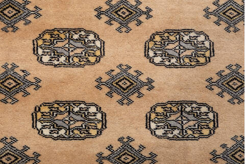 Bokhara Beige Hand Knotted 69 X 98  Area Rug 700-157720 Image 6