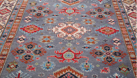 Kazak Grey Hand Knotted 69 X 97 Area Rug 700-157722 Image 5