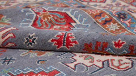 Kazak Grey Hand Knotted 69 X 97 Area Rug 700-157722 Image 7