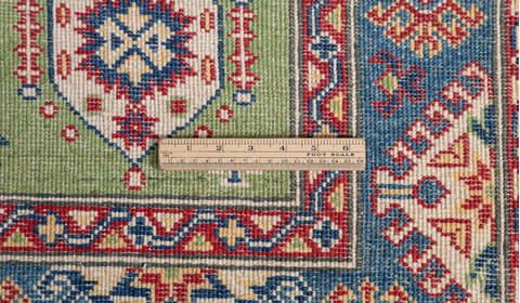 Kazak Green Hand Knotted 40 X 58 Area Rug 700-157725 Image 8