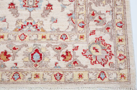 Chobi Beige Hand Knotted 40 X 62 Area Rug 700-157738 Image 4
