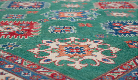 Kazak Green Hand Knotted 66 X 910 Area Rug 700-157743 Image 3