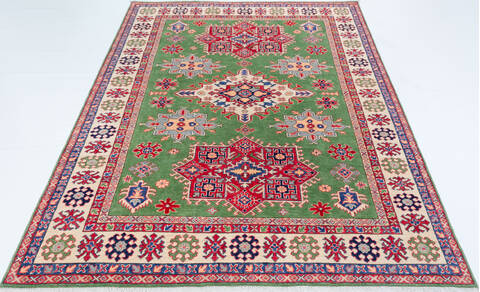 Kazak Green Hand Knotted 67 X 96 Area Rug 700-157745 Image 1
