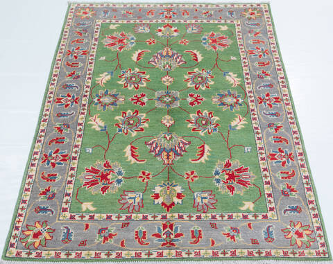 Kazak Green Hand Knotted 40 X 60 Area Rug 700-157748 Image 1