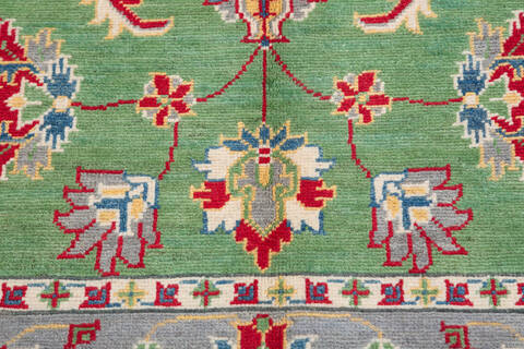 Kazak Green Hand Knotted 40 X 60 Area Rug 700-157748 Image 6
